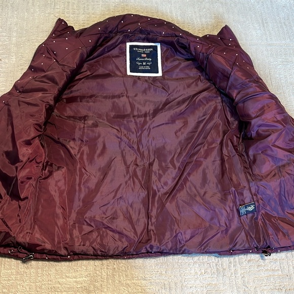 US Polo Assn Purple Polka Dot Puffer Vest Women’s Medium - Picture 4 of 8